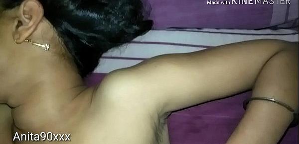  Indian Anita bhabi ko sotey samaey dever ne chudai ki with Indian Desi video